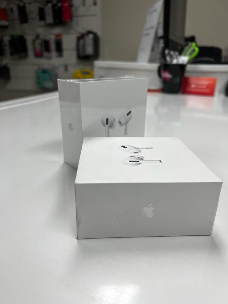 Apple AirPods Pro Bluetooth Headset - PAYMENTS AVAILABLE ONLY $25 DOWN - NO CREDIT NEEDED