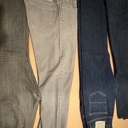 4 Pairs of Jeans Tommy/UK/527 & 514 Levis Jeans  in a Great Shape