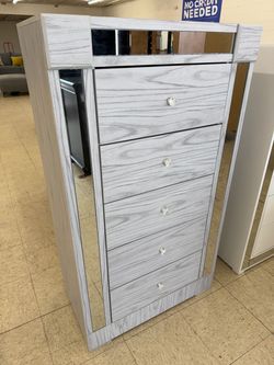 New Grey Chest of Drawers