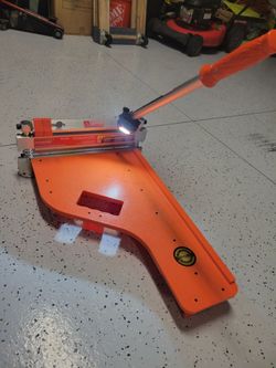 Vinyl Floor Cutter, 13" wide plank cutter