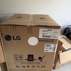 Lg new small 6 cu ft fridge in the box to go by this weekend !!