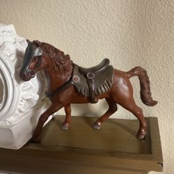 CUSTOM SCHLIECH HORSES!