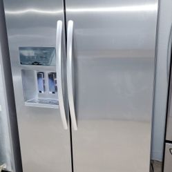 REFRIGERATOR KITCHEN AID EVERYTHING GOOD 