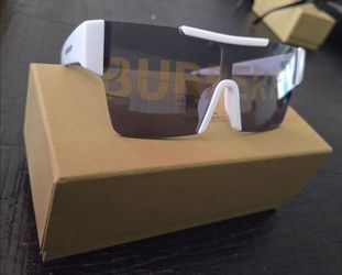 SUN GLASSES