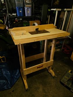 Freud Router table