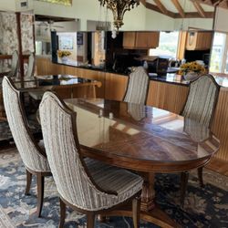 Oval Dining Table + 6 Chairs
