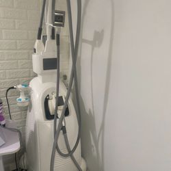 Cellulite & 40K Cavitation Body Contouring Machine – For Sale! 