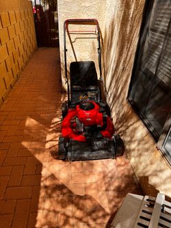 Gas-powered Craftsman M210
