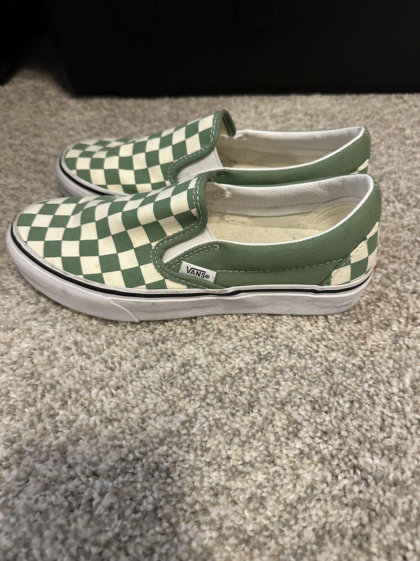 Vans Size: 6