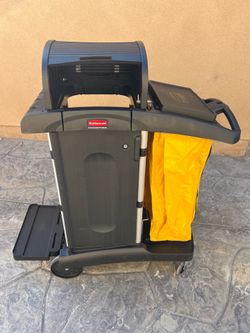 New Rubbermaid high-security janitor cart commercial asking $200