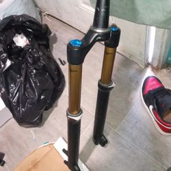 Fox Racing 36 27.5 Fit 4 Front Shock