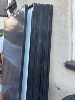 SolarWorld 280W Mono Black Solar Panels – Used