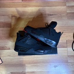 Air Jordan 4 Black Cat - Size 7.5Y