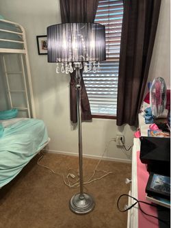 Women’s/Girls furniture etc lot