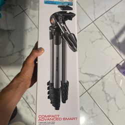 Manfrotto Compact Advanced Smart Tripod