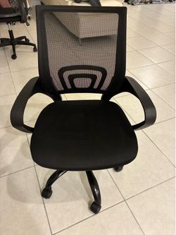 Desk chair