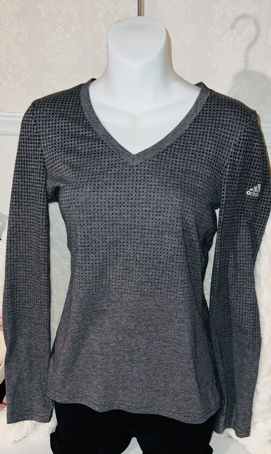 Beautiful Woman Adidas Shirt Sweater Size(S) Only $15