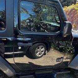 LA Zona Auto Parts 1987 to 2006 Jeep Wrangler Two Door Side Step Escalon Estribo Grada  