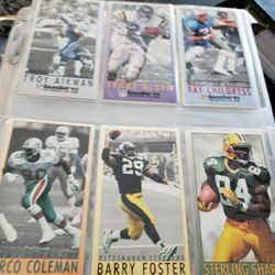 Fuil set 1993 fleer gameday NFL card complete set