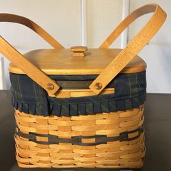 Longaberger Basket W/lid