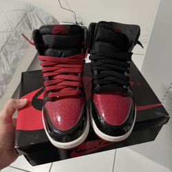 Jordan High Top Retro 1 Red Black and White Size 5.5Y/ 7 W