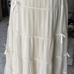 Dirty White Plain Mesh Skirt with Bow Details
