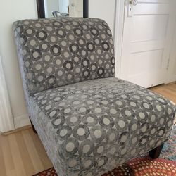 Accent chair
