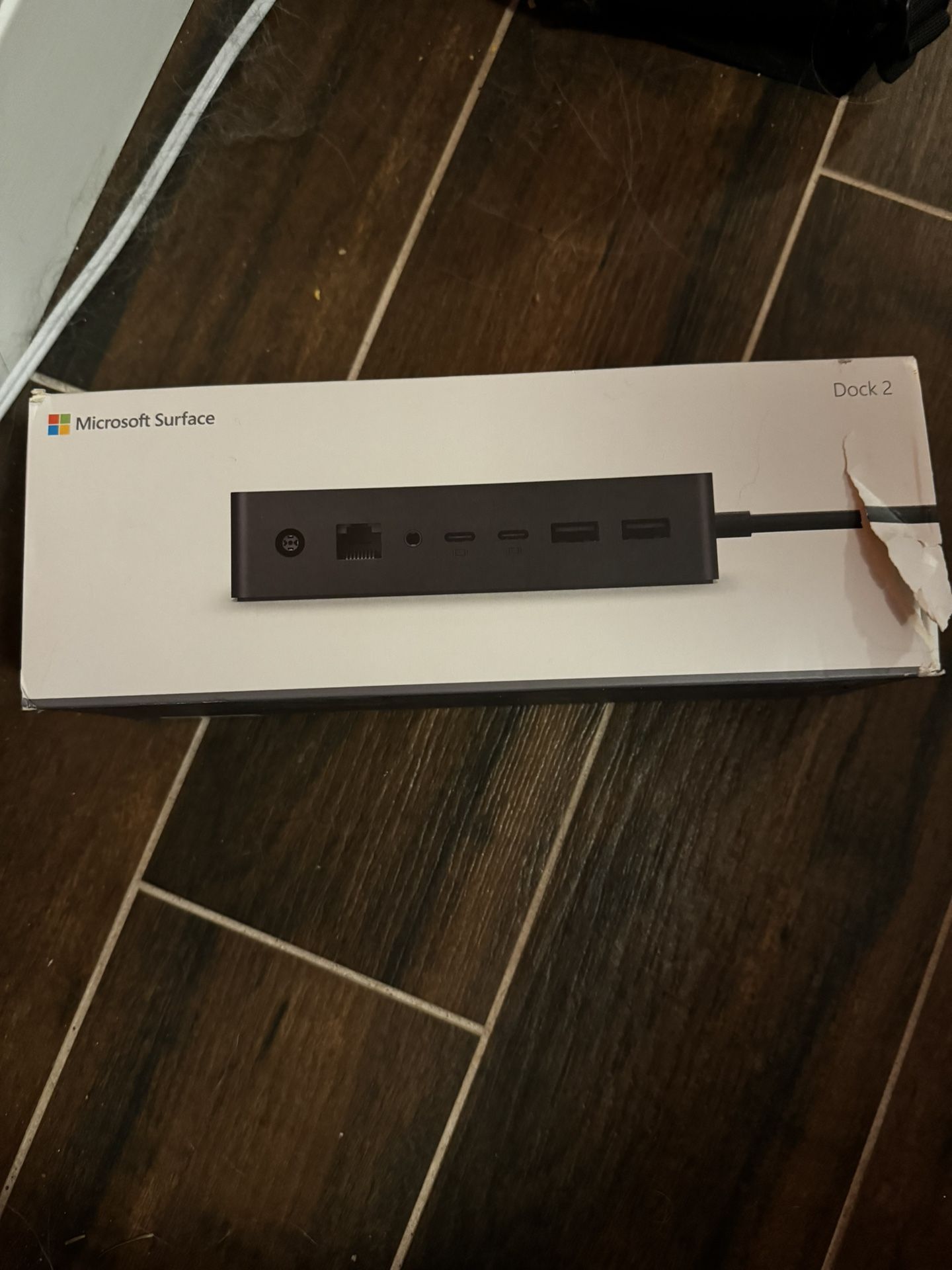 Microsoft Surface dock2