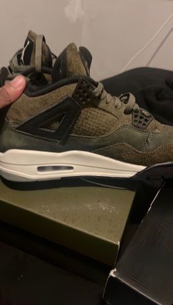 Jordan 4s