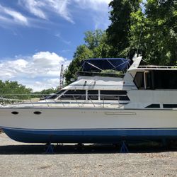 1988 Nova Marine Embassy. Cabine cruser. 45’