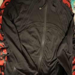 lululemon black jacket and shorts 