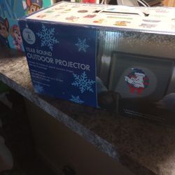 year round outdoor projector 