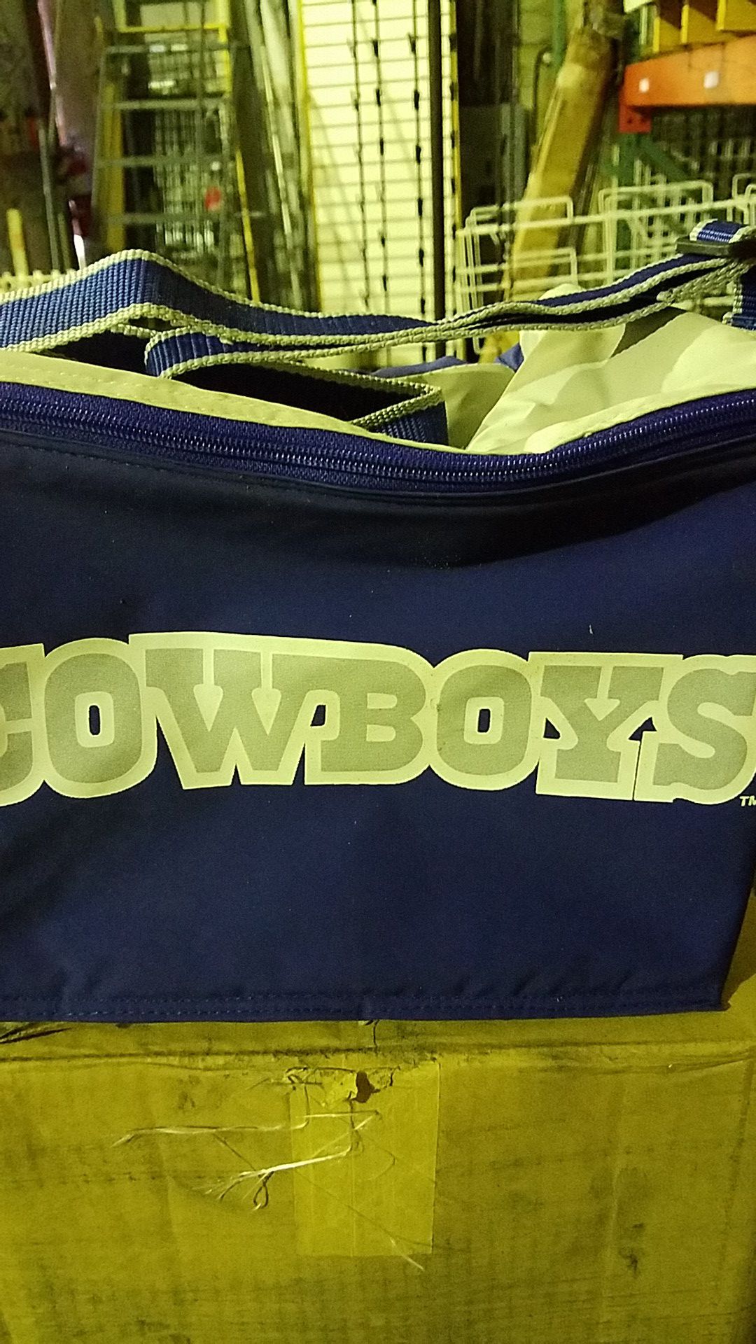 Dallas cowboys 6 pack cooler new