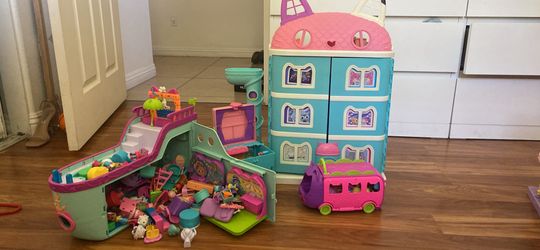 Gabby dollhouse