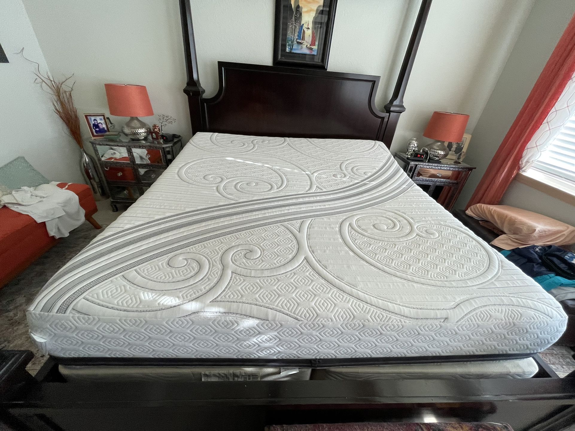 King I Comfort Serta luxury memory foam 70 % off retail like new Perfect like new condition Retail $2,589 Your price $475 I can deliver