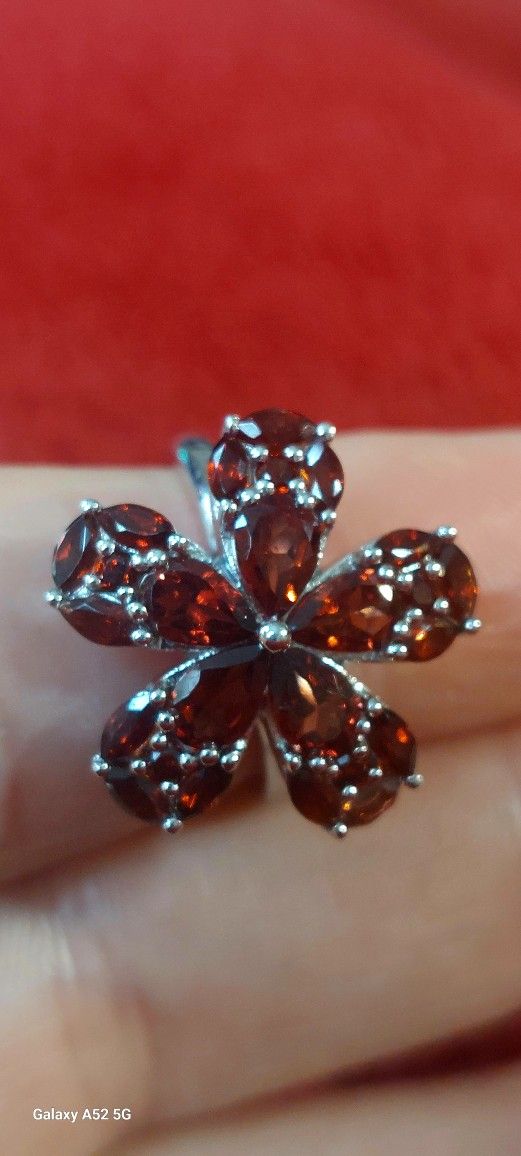 Garnet ring flower sterling silver size 6