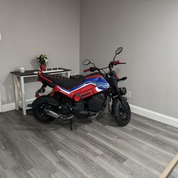 2022 Honda Navi