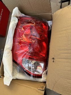 Tail Lights 2010 To 2016 Dodge Caravan