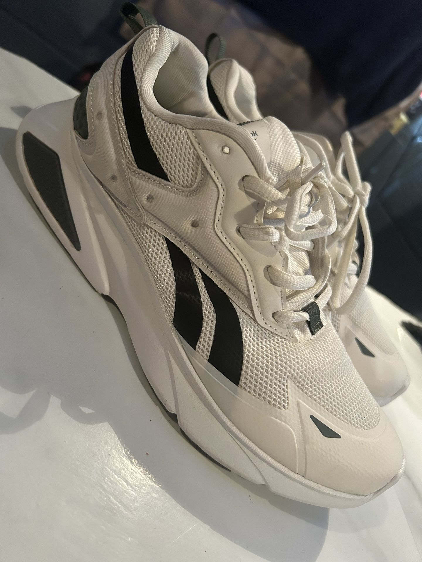 WMNS REEBOK 