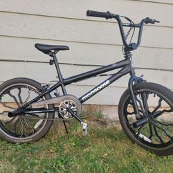MONGOOSE REBEL BMX BIKE