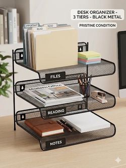 Desk organizer