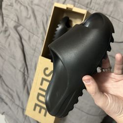 Onyx Black Yeezy Slides 