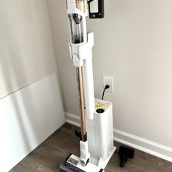 NEW Shark HEPA Cordless Vacuum W/ Auto Empty System, Detect Clean & Empty Cordless Stick Vacuum !