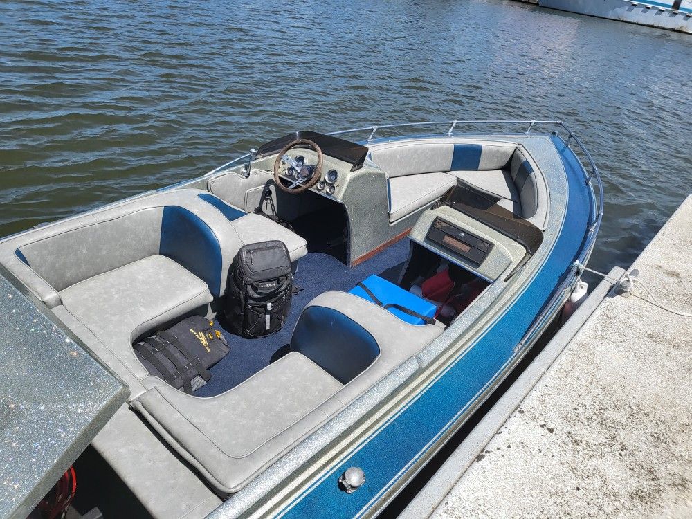 1979 Marlin Jet boat