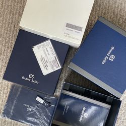 Grand Seiko Legendary 44 GS Case SBGV205.  Rare Silver-Champagne Dial.   FULL SET