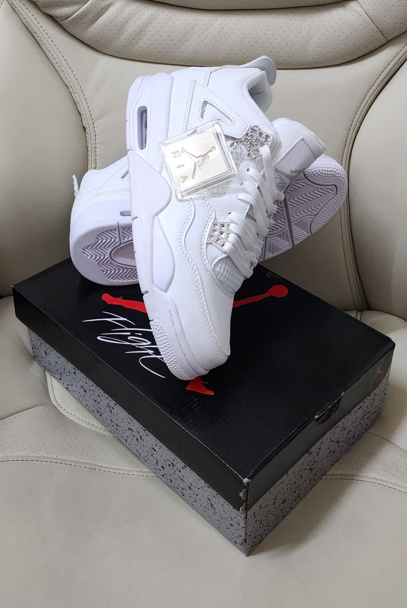 Jordan 4 Retro