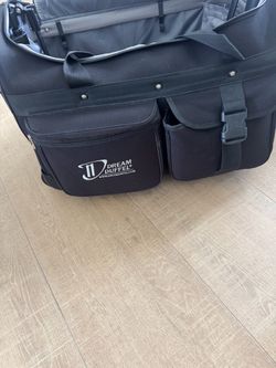 Dream Duffel medium dance bag