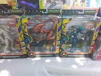 NEW Alien And Predator Action Figures