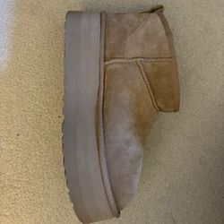 UGG Women’s Classic Ultra Mini Platforms
