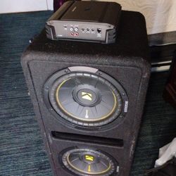 Kicker Duel 10 Inch Subs W/Alpine Amp